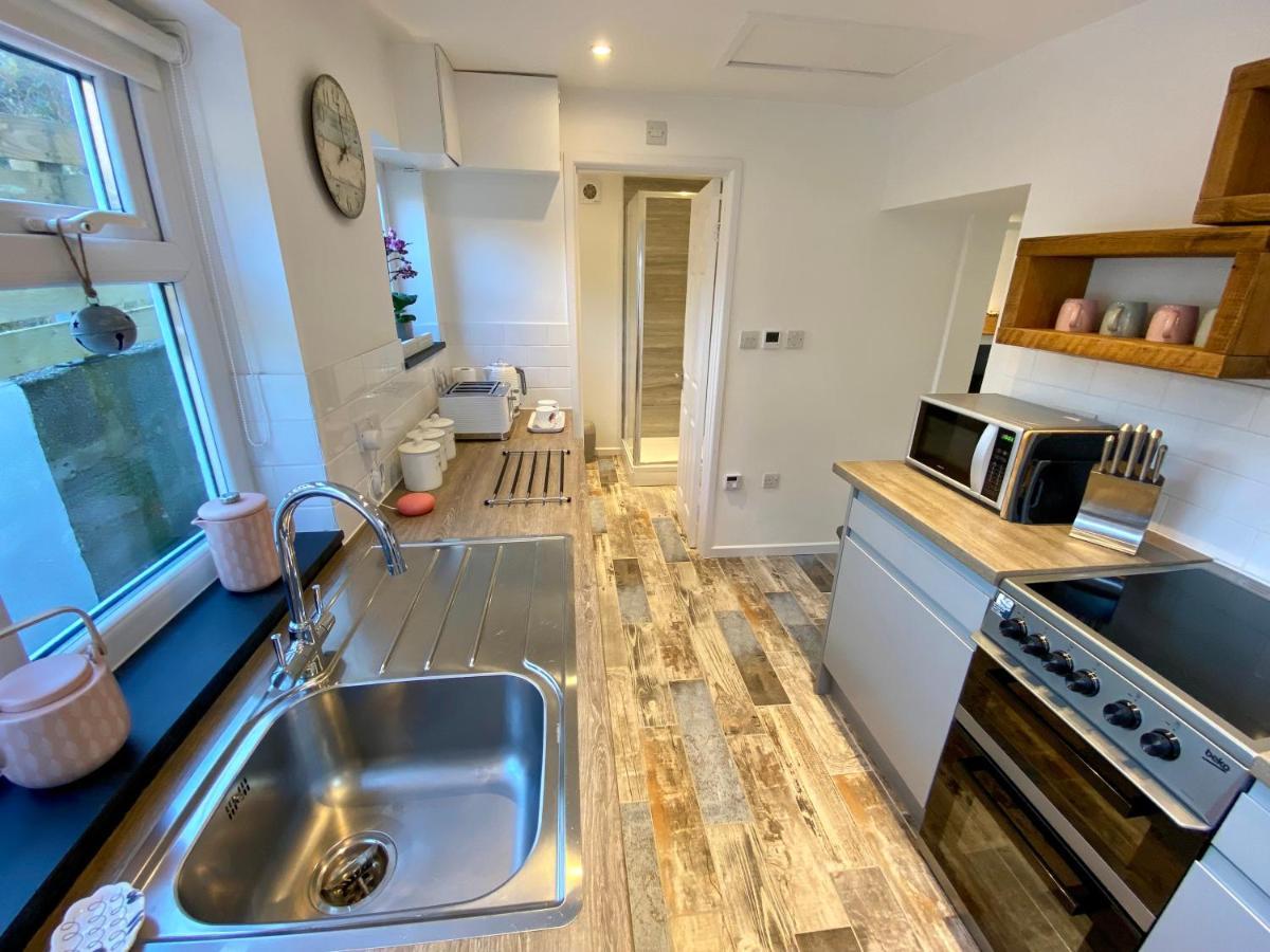 Robin Cottage One Bedroom Cottage Near Perranporth Beach With Parking & Wifi - Robin Cottage Kültér fotó