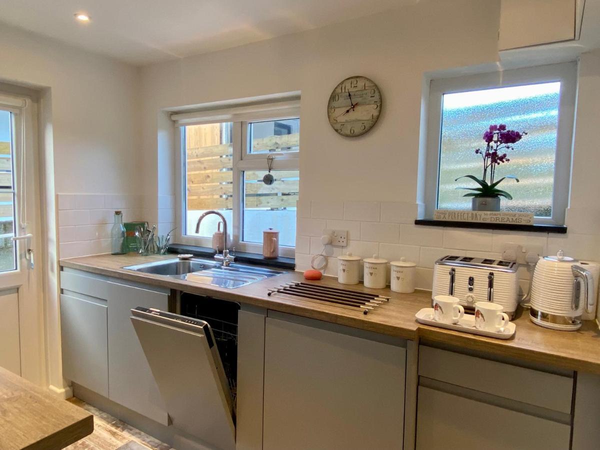 Robin Cottage One Bedroom Cottage Near Perranporth Beach With Parking & Wifi - Robin Cottage Kültér fotó